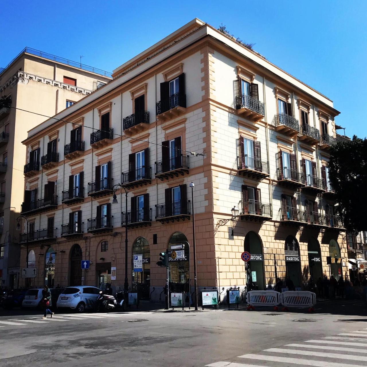 Palco Rooms&Suites Palermo Bagian luar foto