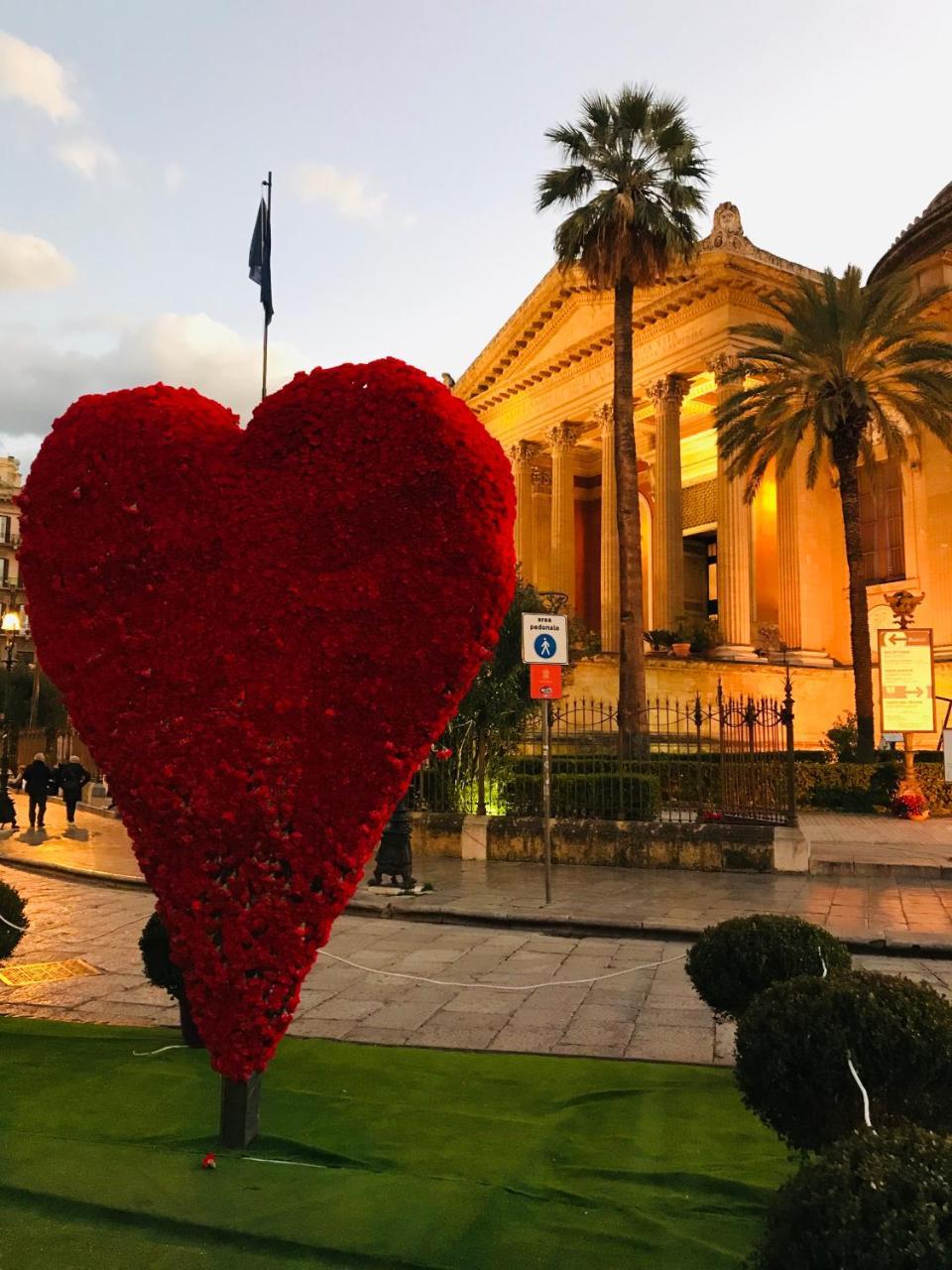 Palco Rooms&Suites Palermo Bagian luar foto