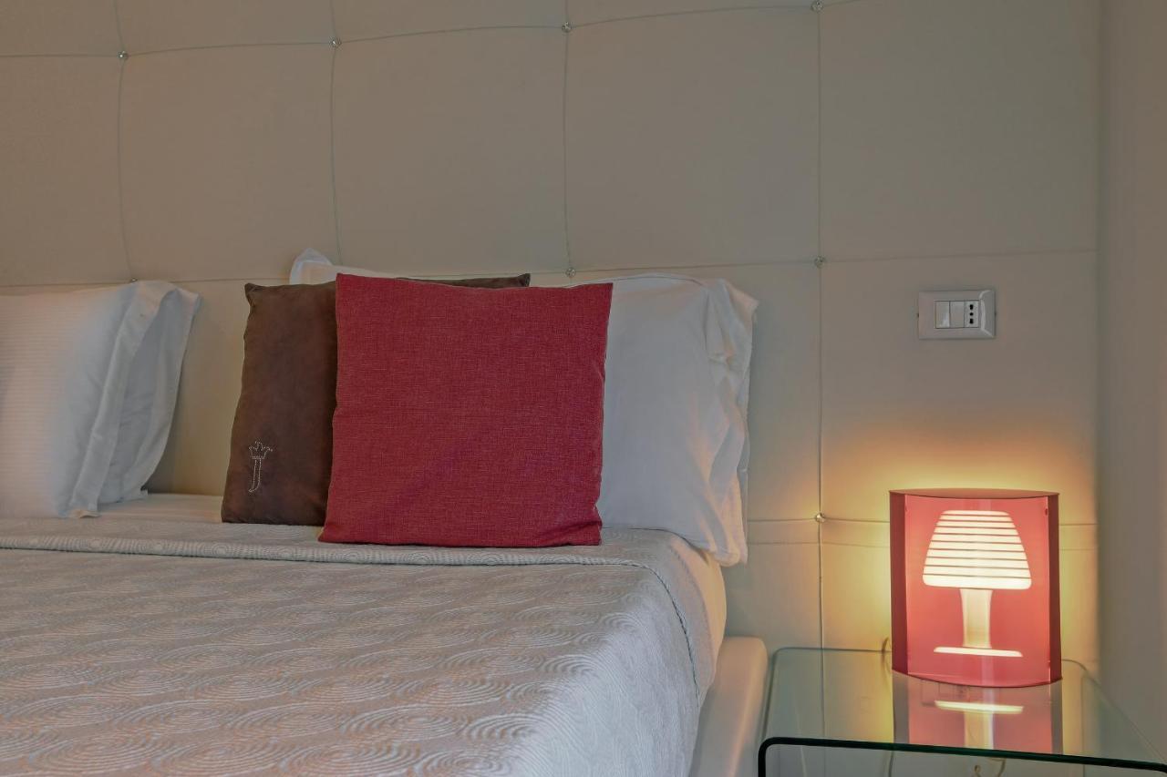Palco Rooms&Suites Palermo Bagian luar foto